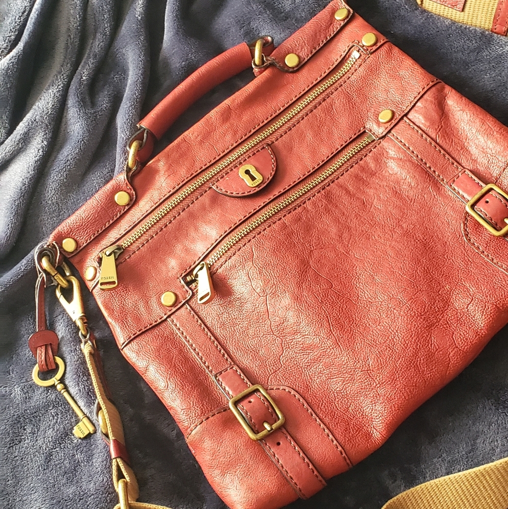 Fossil leather bag
